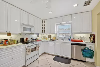 782 Nantucket Circle, Lake Worth, FL 33467 - Photo 1