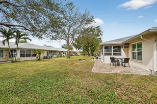 782 Nantucket Cir, Lake Worth, FL 33467 - Photo 19