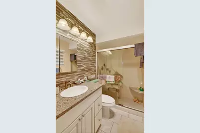 782 Nantucket Circle, Lake Worth, FL 33467 - Photo 11