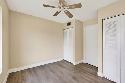 1010 Green Pine Boulevard #F2, West Palm Beach, FL 33409 - Photo 19