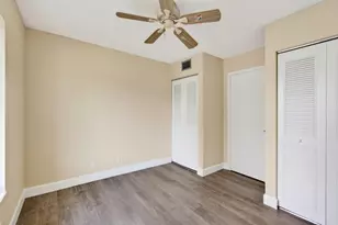 1010 Green Pine Blvd, West Palm Beach, FL 33409 - Photo 19