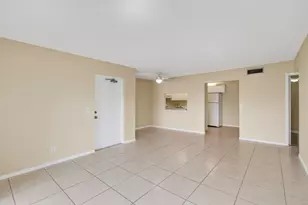 1010 Green Pine Blvd, West Palm Beach, FL 33409 - Photo 9
