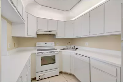 1010 Green Pine Boulevard #F2, West Palm Beach, FL 33409 - Photo 11