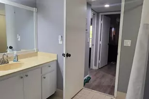2206 S Cypress Bend Dr, Pompano Beach, FL 33069 - Photo 25