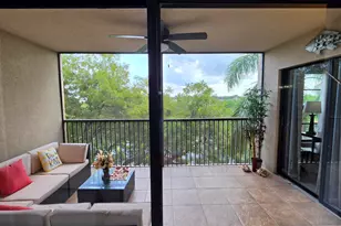 2206 S Cypress Bend Dr, Pompano Beach, FL 33069 - Photo 11