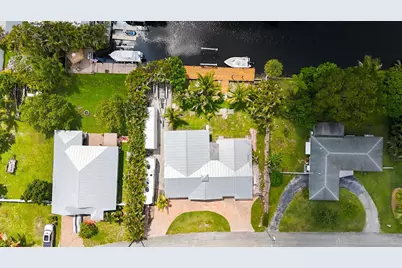 26 SW Cabana Point Circle, Stuart, FL 34994 - Photo 3