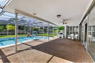 410 NW Spanish River Boulevard, Boca Raton, FL 33431 - Photo 23