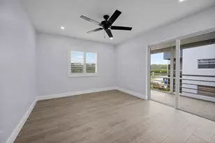 29 Burgundy Dr, Delray Beach, FL 33484 - Photo 9