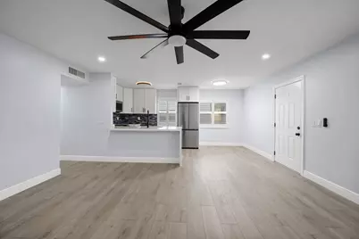 29 Burgundy Drive #A, Delray Beach, FL 33484 - Photo 3