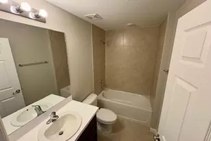 202 SW Aldoro Pl, Port Saint Lucie, FL 34953 - Photo 17