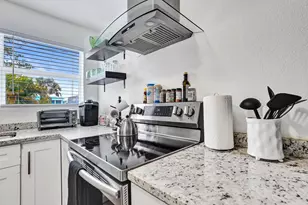 311 SE 3rd Ave, Delray Beach, FL 33483 - Photo 5