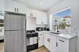 817 Tyler St, Hollywood, FL 33019 - Photo 25