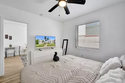 817 Tyler Street #11, Hollywood, FL 33019 - Photo 17