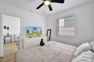 817 Tyler St, Hollywood, FL 33019 - Photo 17