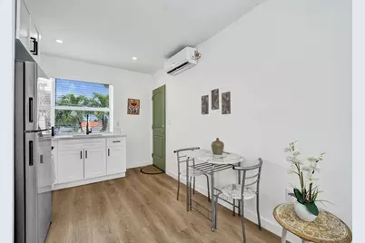 817 Tyler Street #11, Hollywood, FL 33019 - Photo 29