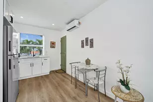 817 Tyler St, Hollywood, FL 33019 - Photo 29