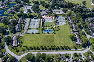 2312 Las Casitas Dr, Wellington, FL 33414 - Photo 19