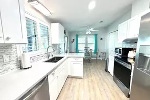 3788 Shadberry Ct, Port Saint Lucie, FL 34952 - Photo 5