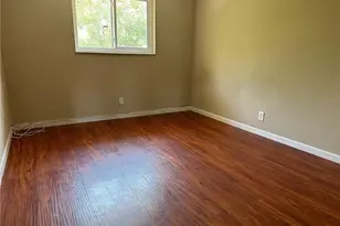 5614 Blueberry Ct, Lauderhill, FL 33313 - Photo 9