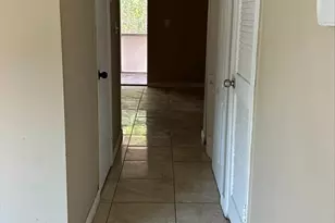 5614 Blueberry Ct, Lauderhill, FL 33313 - Photo 17