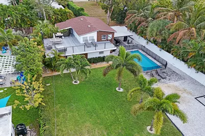 311 SE 3rd Avenue #Downstairs, Delray Beach, FL 33483 - Photo 3