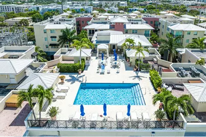 225 NE 1st Street #303, Delray Beach, FL 33444 - Photo 1