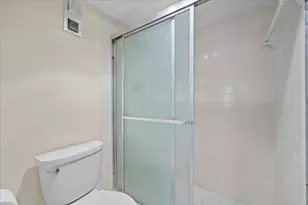 5440 N Ocean Dr, Singer Island, FL 33404 - Photo 23