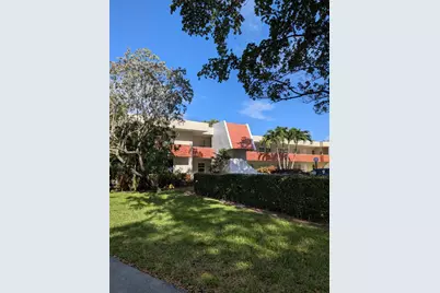 907 Cypress Terrace #205, Pompano Beach, FL 33069 - Photo 1