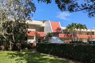 907 Cypress Terrace, Pompano Beach, FL 33069 - Photo 1