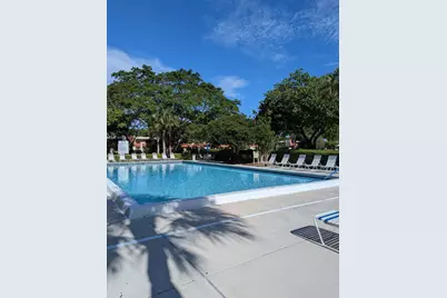 907 Cypress Terrace #205, Pompano Beach, FL 33069 - Photo 15