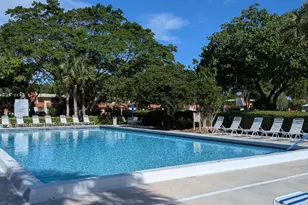 907 Cypress Terrace, Pompano Beach, FL 33069 - Photo 21
