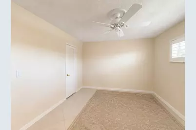 9411 N Hollybrook Lake Drive #309, Pembroke Pines, FL 33025 - Photo 11