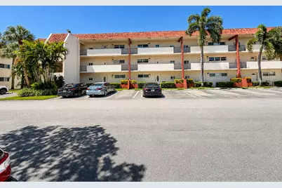 9411 N Hollybrook Lake Drive #309, Pembroke Pines, FL 33025 - Photo 17
