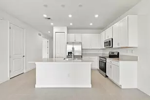 3556 Spanish Cedar Pl, Fort Pierce, FL 34946 - Photo 5