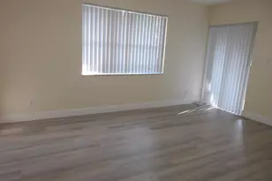 9180 NW 40th St, Coral Springs, FL 33065 - Photo 11