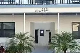 322 Harding St, Hollywood, FL 33019 - Photo 1
