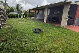 4796 E 10th Ave, Hialeah, FL 33013 - Photo 13