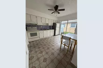 4796 E 10th Avenue, Hialeah, FL 33013 - Photo 15