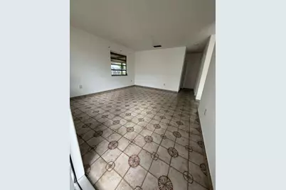 4796 E 10th Avenue, Hialeah, FL 33013 - Photo 3