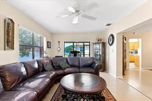 9843 NW 75th Ct NW, Tamarac, FL 33321 - Photo 7