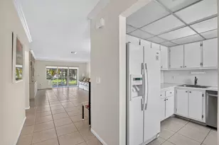 9287 Vista Del Lago, Boca Raton, FL 33428 - Photo 5