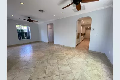 929 NE 18th Court #1, Fort Lauderdale, FL 33305 - Photo 11