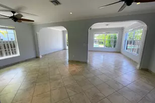 929 NE 18th Ct, Fort Lauderdale, FL 33305 - Photo 9