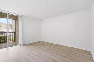 2001 Atlantic Shores Blvd, Hallandale Beach, FL 33009 - Photo 11