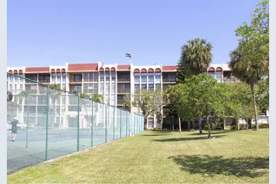 2001 Atlantic Shores Boulevard #109, Hallandale Beach, FL 33009 - Photo 23