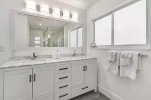 1182 Beach Rd, Singer Island, FL 33404 - Photo 33