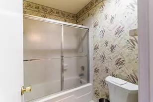 2460 Juniper Dr, Delray Beach, FL 33445 - Photo 15