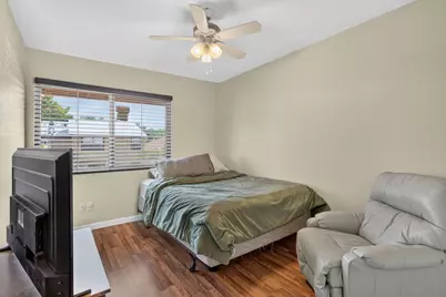 9942 Royal Palm Boulevard, Coral Springs, FL 33065 - Photo 19