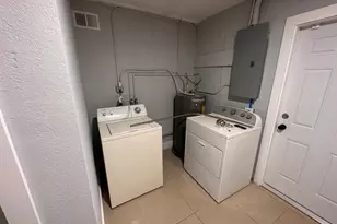 601 NW 38th St, Deerfield Beach, FL 33064 - Photo 51