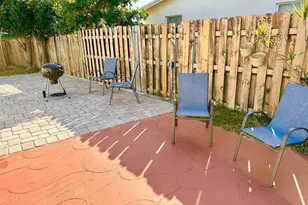 601 NW 38th St, Deerfield Beach, FL 33064 - Photo 9